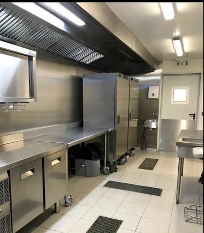 Ligne de cuisson sous hotte — collège La Fontaine du Roy