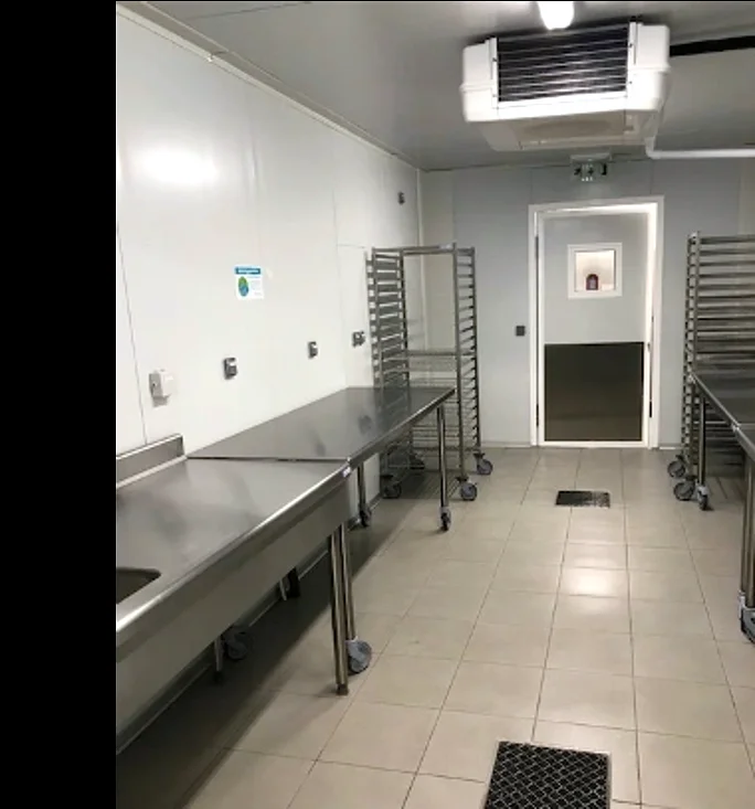 Réserve et stockage réfrigéré — collège La Fontaine du Roy