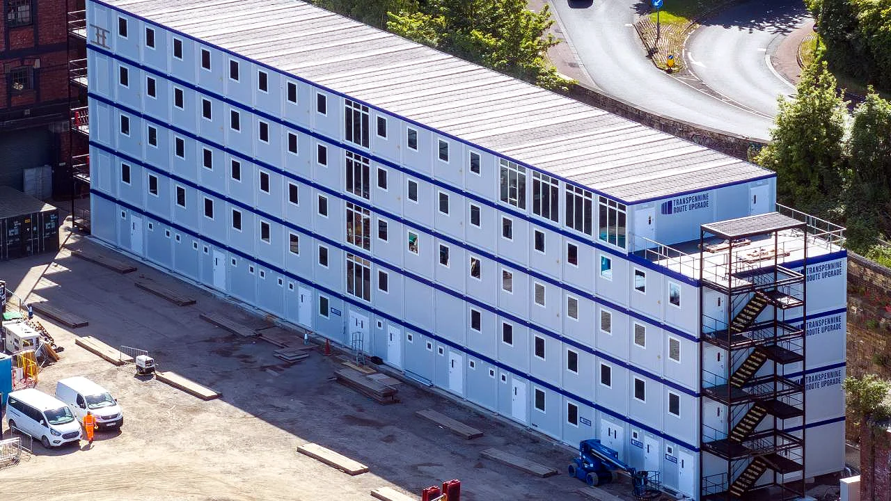 Base-vie modulaire R+4 sur le chantier Transpennine Route Upgrade, Royaume-Uni — Laing O'Rourke