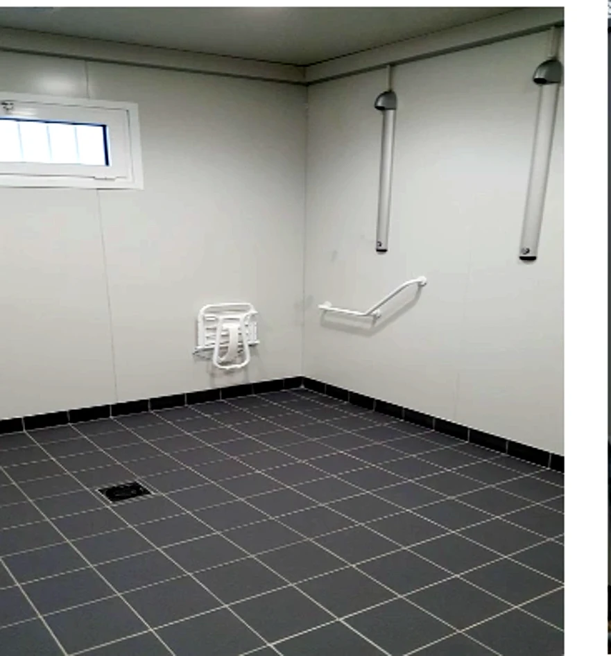 Douche accessible PMR avec siège et barre d'appui — Le Plessis-Robinson